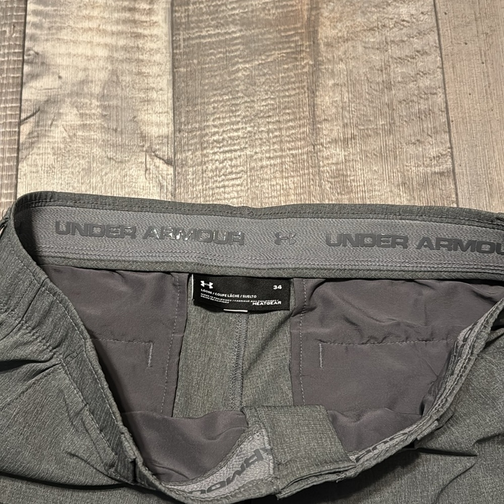 Under Armour Gray Athletic Shorts with Elastic Waistband-size 34 - Picture 8 of 9